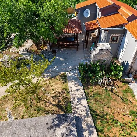 Eagle Villa *