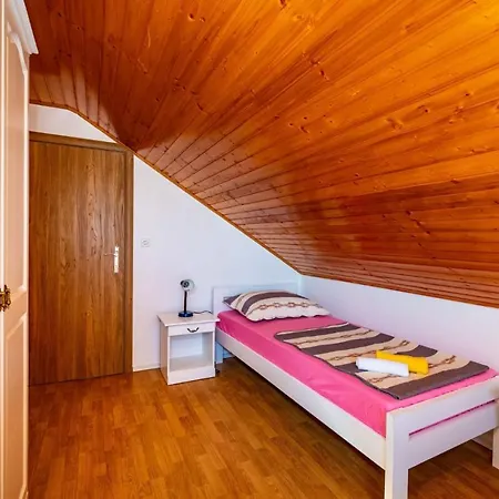 Eagle Villa